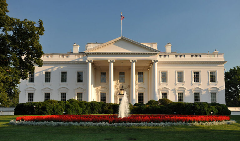 U.S. Administration Considers Prioritizing Solana, USDC, and XRP for Strategic Crypto Reserves